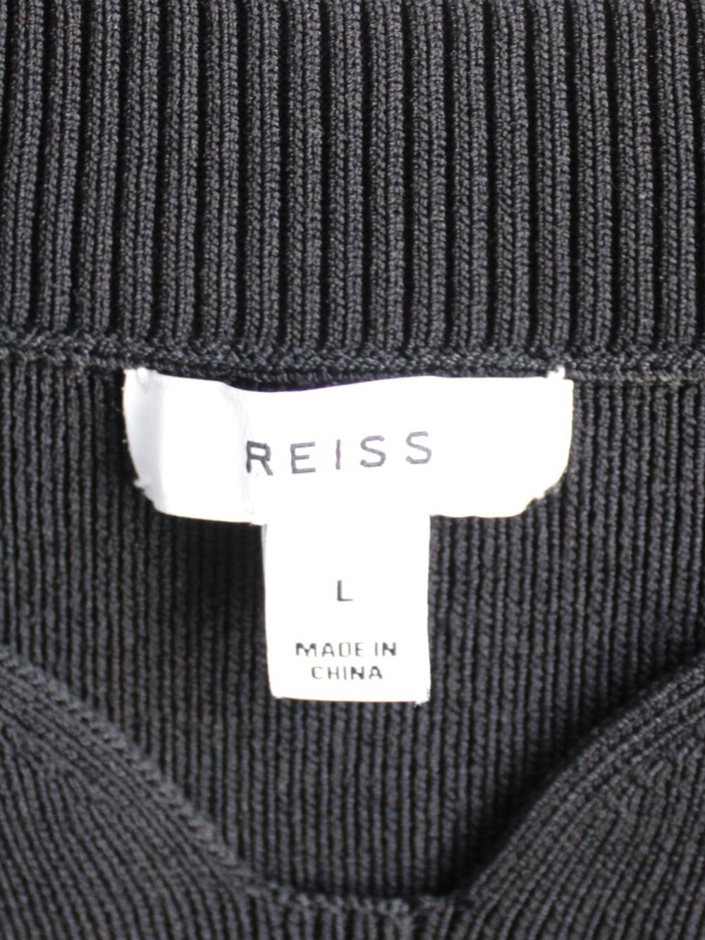 Black Ribbed Knit Tank Top - Women - Picture 5 of 10